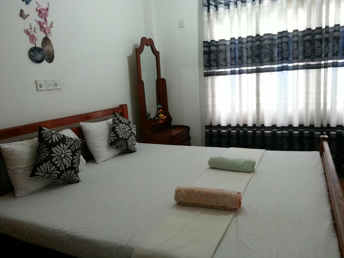 Pubudu'S Villa Hikkaduwa Buitenkant foto